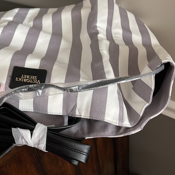 Victoria’s Secret Canvas Tote Bag  Lg - Picture 6 of 8